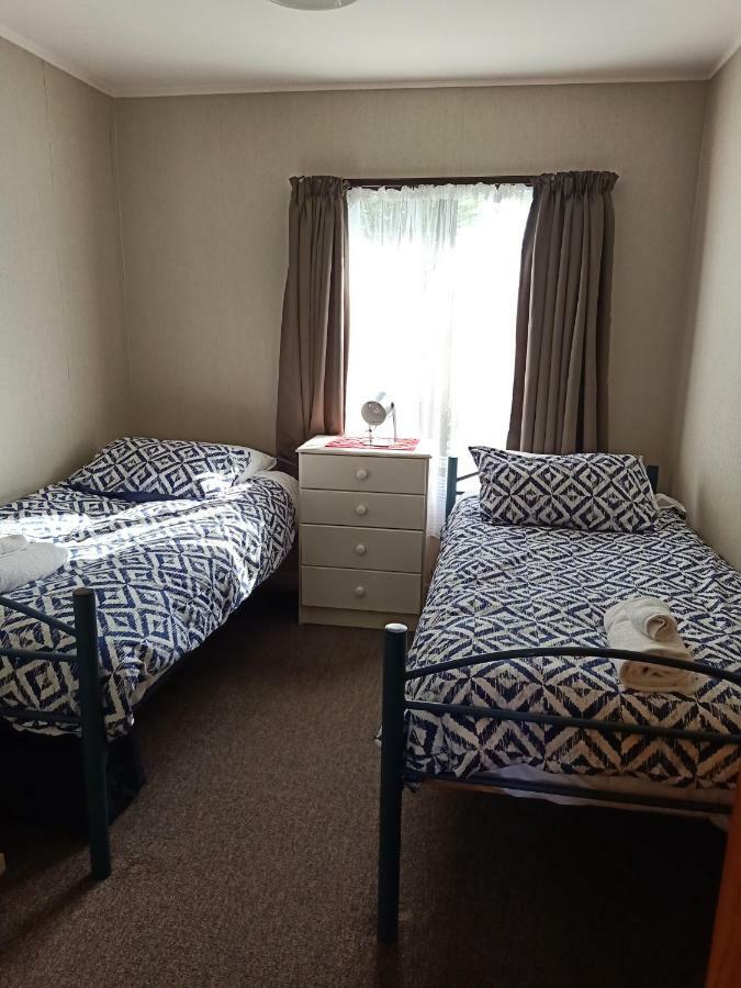 نابيير Riverbend Family Lodge المظهر الخارجي الصورة